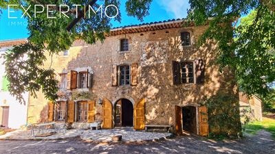 /international/fr/anduze-languedoc-roussillon-310107817409/