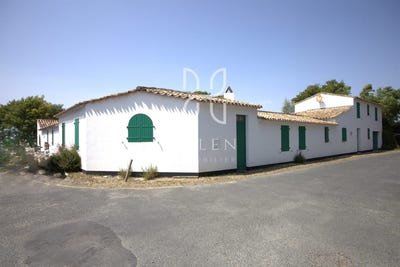 /international/fr/le-bois-plage-en-re-charente-310107598715/