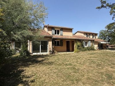 /international/fr/saint-estephe-aquitaine-310101488076/?lang=en