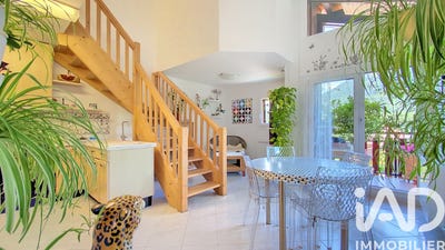 /international/fr/faverges-rhone-310108759778/
