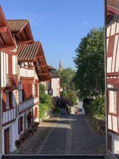 /international/fr/ustaritz-aquitaine-310106837288/