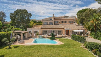 /international/fr/les-adrets-de-l-esterel-hh-15586734-les-adrets-de-l-esterel-provence-alpes-cote-d-azur-310100957425/?lang=fr