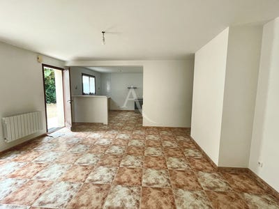 /international/fr/tierce-pays-de-la-loire-310108556999/