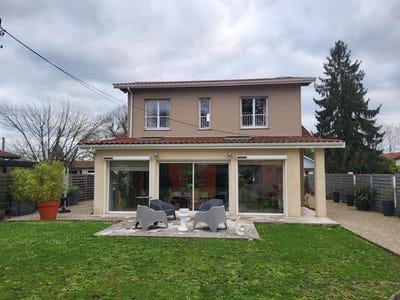 /international/fr/cadaujac-aquitaine-310105833467/