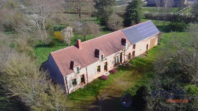 /international/fr/vesdun-centre-val-de-loire-310098806634/