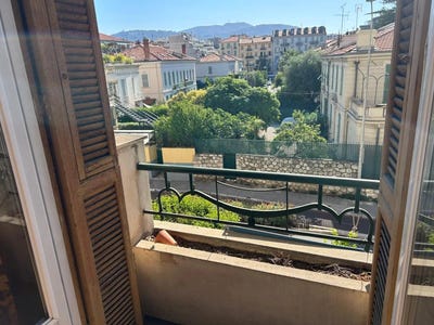 /international/fr/7-rue-theodore-de-banville-nice-provence-alpes-cote-d-azur-310108994278/
