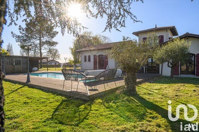 /international/fr/fargues-aquitaine-310100139931/?lang=zh-tw