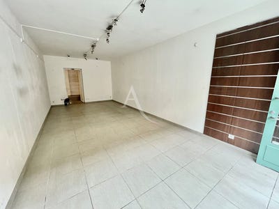 /international/fr/l-isle-jourdain-charente-310104462719/