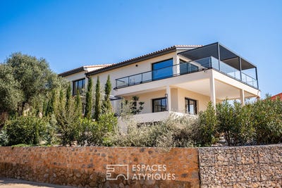 /international/fr/sainte-colombe-de-la-commanderie-languedoc-roussillon-310108944144/