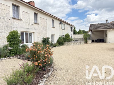/international/fr/chaunay-charente-310105991269/