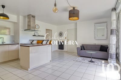 /international/fr/maffliers-ile-de-france-310099947567/