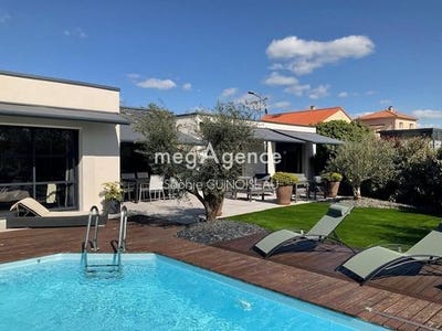 /international/fr/le-puy-saint-bonnet-pays-de-la-loire-310099631471/