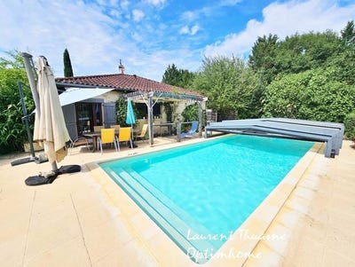 /international/fr/milhac-d-auberoche-aquitaine-310101183809/