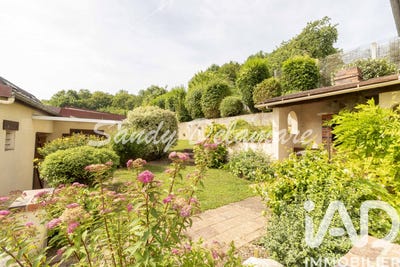 /international/fr/saint-just-upper-normandy-310108893582/?lang=th