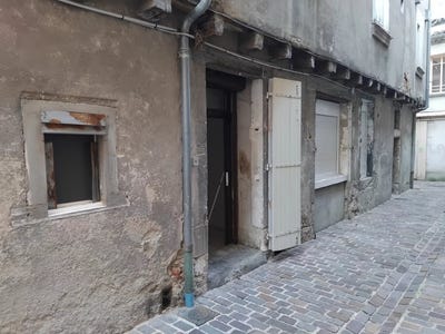 /international/fr/castres-burgundy-310101471908/?lang=en