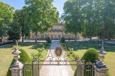/international/fr/forcalquier-provence-alpes-cote-d-azur-310106485211/