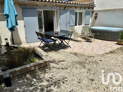 /international/fr/villeneuve-les-avignon-languedoc-roussillon-310101108544/?lang=id