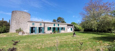 /international/fr/chepniers-charente-310101155234/