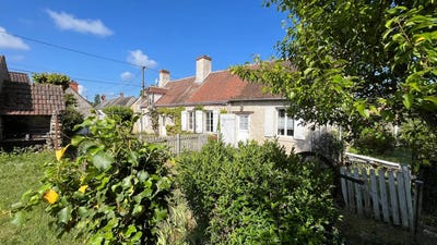 /international/fr/lailly-en-val-centre-val-de-loire-310099621365/