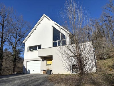 /international/fr/najac-midi-pyrenees-310103820092/