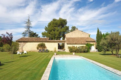 /international/fr/robion-provence-alpes-cote-d-azur-310100284965/