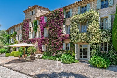 /international/fr/grasse-provence-alpes-cote-d-azur-310108597023/