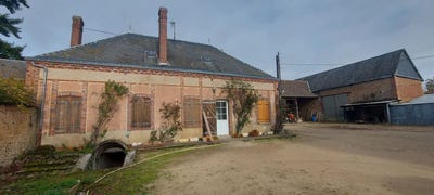 /international/fr/maintenon-centre-val-de-loire-310100493592/