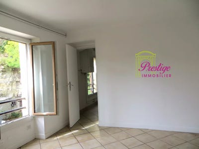 /international/fr/le-mesnil-le-roi-ile-de-france-310110093758/