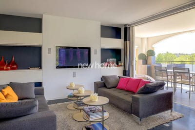 /international/fr/mougins-provence-alpes-cote-d-azur-310100876553/