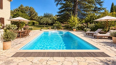 /international/fr/forcalquier-provence-alpes-cote-d-azur-310110152807/