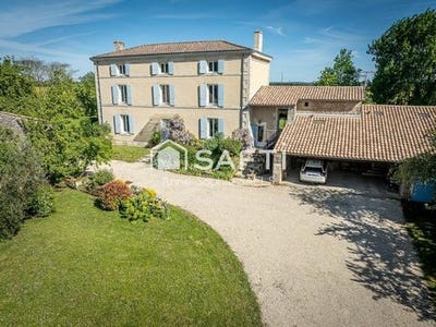 /international/fr/la-creche-charente-310107473671/