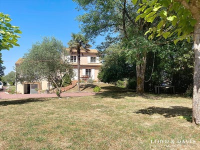 /international/fr/meschers-sur-gironde-charente-310110263242/