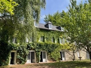 /international/fr/saint-leger-de-fougeret-burgundy-310119573283/