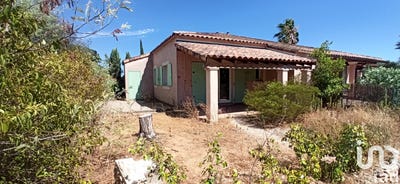 /international/fr/roquebrune-sur-argens-provence-alpes-cote-d-azur-310101034206/