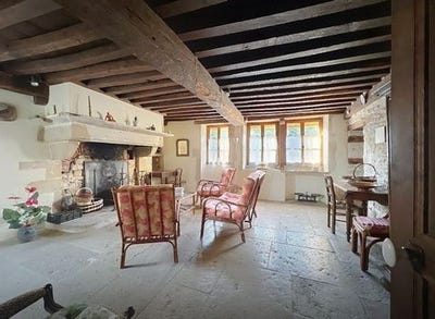 /international/fr/champagne-sur-vingeanne-burgundy-310106267457/