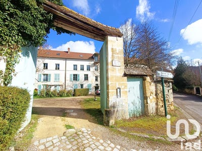 /international/fr/valmondois-ile-de-france-120091991942/