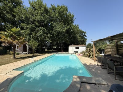 /international/fr/fontcouverte-charente-310100740382/