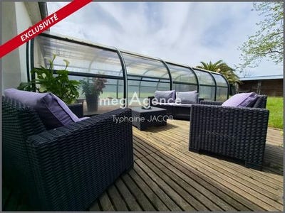 /international/fr/plourivo-brittany-310107707400/