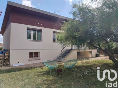 /international/fr/augy-centre-val-de-loire-310101416757/