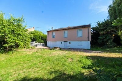 /international/fr/montceau-les-mines-burgundy-310100763444/