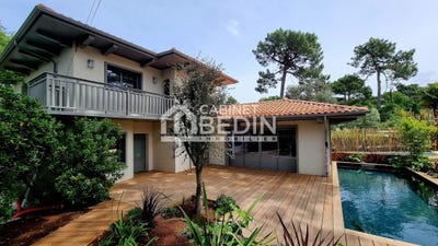 /international/fr/arcachon-aquitaine-310100277692/