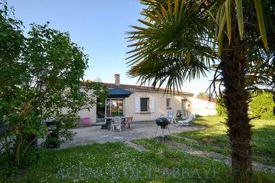/international/fr/brives-sur-charente-charente-310107920967/