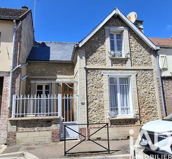 /international/fr/villeneuve-sur-yonne-burgundy-310108053040/