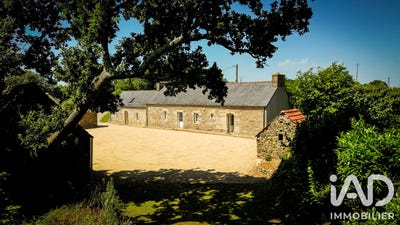 /international/fr/guiler-sur-goyen-brittany-310109018659/