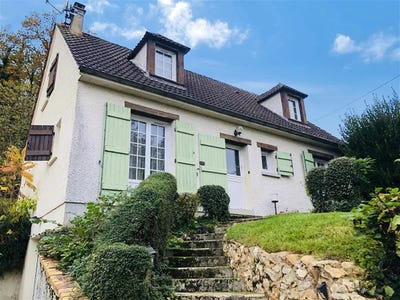 /international/fr/maintenon-centre-val-de-loire-310100493881/