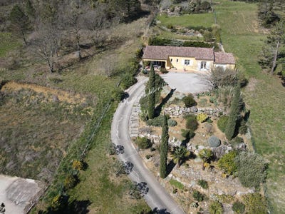 /international/fr/couiza-languedoc-roussillon-310104116953/