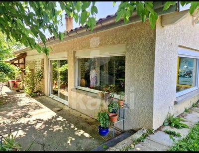 /international/fr/hauterives-rhone-310103453024/