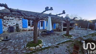 /international/fr/saint-nazaire-de-ladarez-languedoc-roussillon-310100368871/
