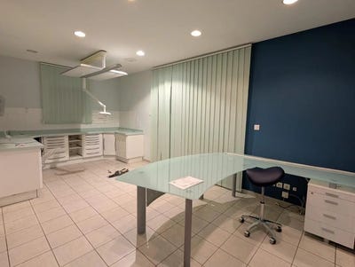 /international/fr/bagnols-sur-ceze-languedoc-roussillon-310107238752/