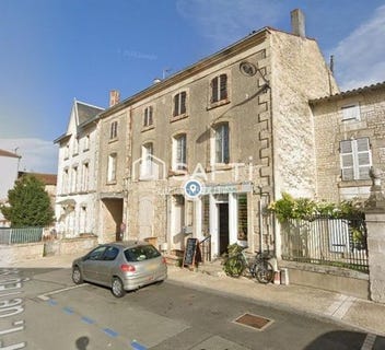 /international/fr/prahecq-charente-310100581360/